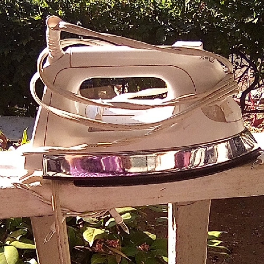 Sunbeam  Steam Iron